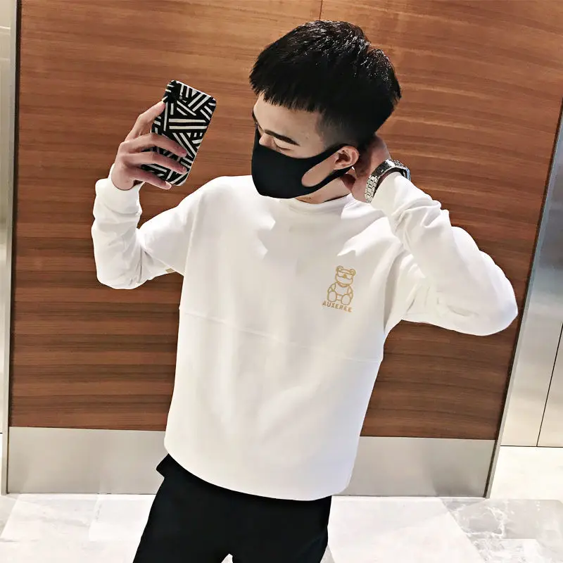 Spring and autumn men's sweater T-shirt bottom coat handsome top long sleeve loose letter trend round neck tide brand T-shirt
Spring and autumn men's sweater T-shirt bottom coat handsome top long sleeve loose letter trend round neck tide brand T-shirt