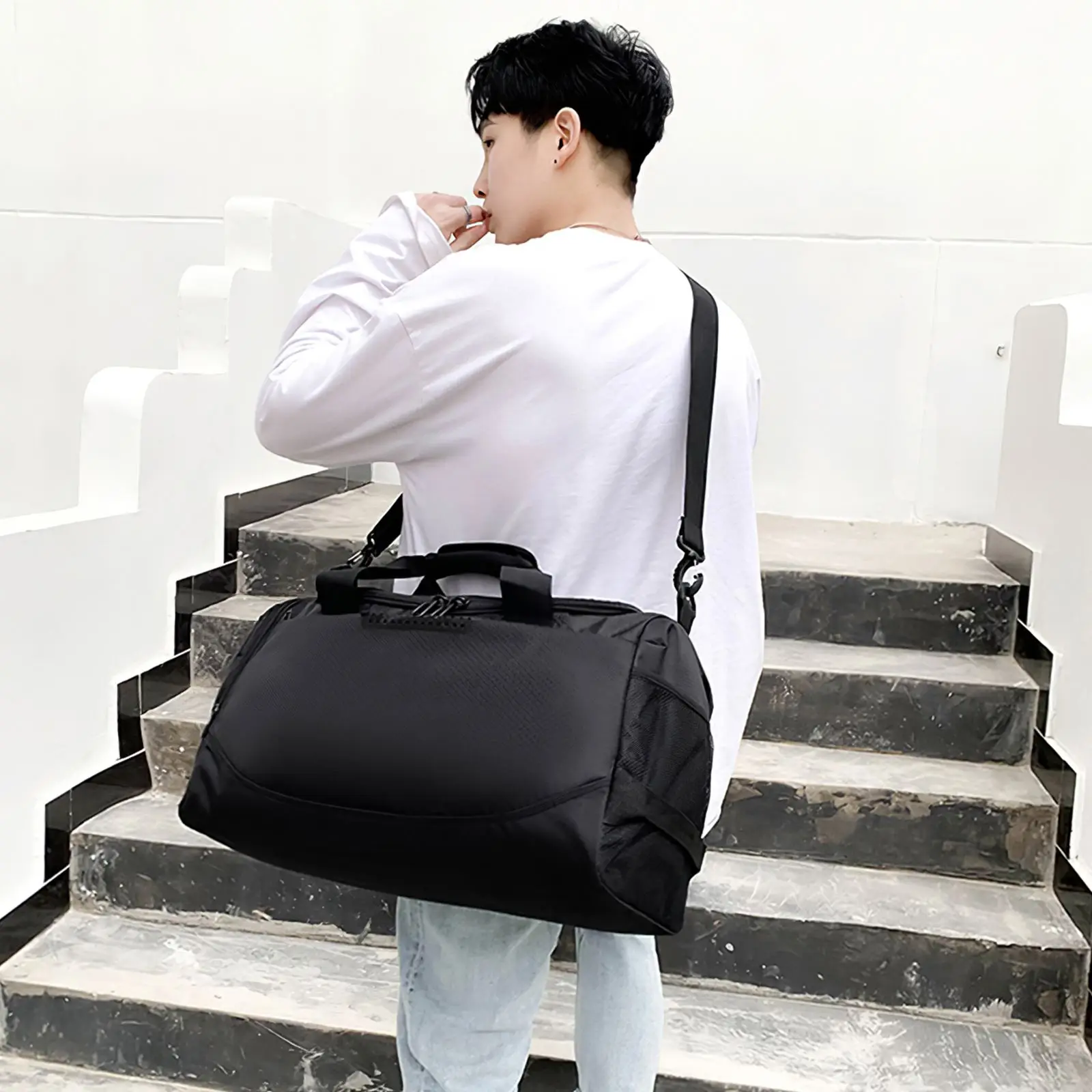 Waterproof Travel Bag Large Duffle Independent Shoes Storage Big Fitness Bags Handbag Bag Luggage With Handle Shoulder Strap
Waterproof Travel Bag Large Duffle Independent Shoes Storage Big Fitness Bags Handbag Bag Luggage With Handle Shoulder Strap