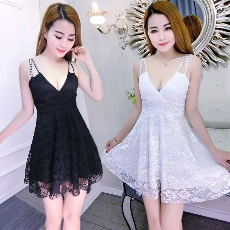 Женская одежда для ночного клуба, новинка 2021, облегающее ТРАПЕЦИЕВИДНОЕ летнее кружевное платье с глубоким V-образным вырезом и бретельками
Женская одежда для ночного клуба, новинка 2021, облегающее ТРАПЕЦИЕВИДНОЕ летнее кружевное платье с глубоким V-образным вырезом и бретельками