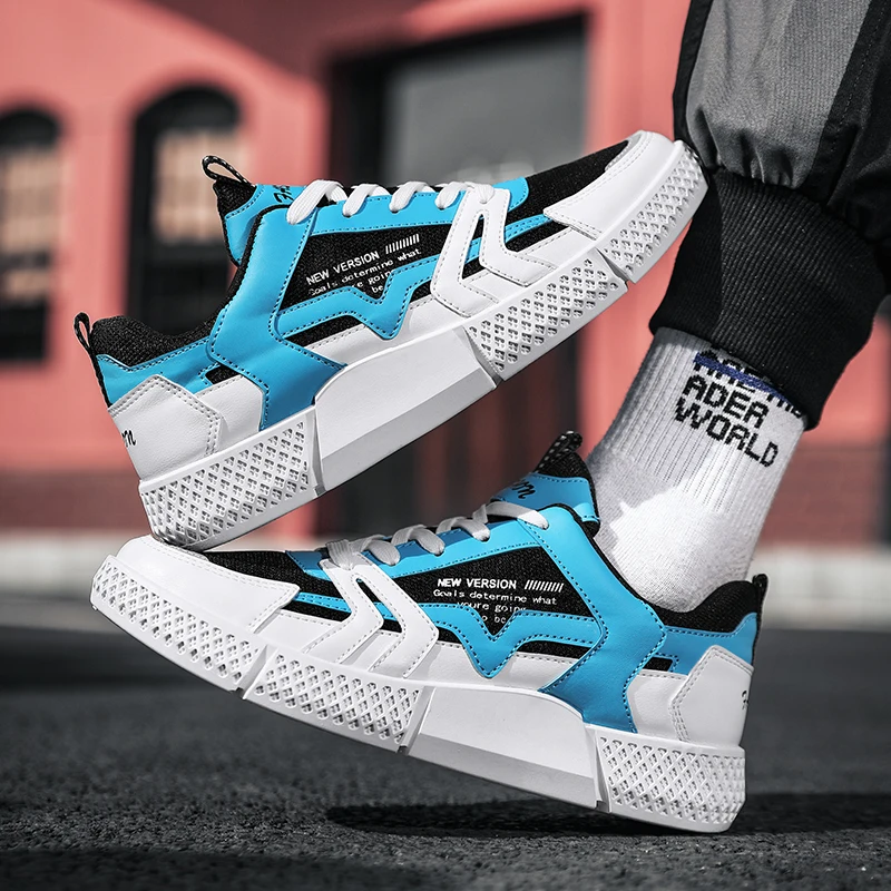 Men's Shoes
Men's Shoes