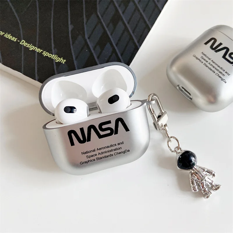 Matte Electroplated Spaceman 2021 AirPods 3 Case Apple AirPods 2 Case Cover AirPods Pro Case IPhone Earphone Accessories
Matte Electroplated Spaceman 2021 AirPods 3 Case Apple AirPods 2 Case Cover AirPods Pro Case IPhone Earphone Accessories