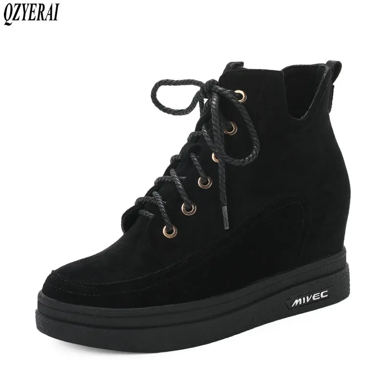 QZYERAI Designer Brand Luxury Women Shoes 2020 Motorcycle Boots Genuine Leather Ladies Platform Boots Gothic Winter Boots Women
QZYERAI Designer Brand Luxury Women Shoes 2020 Motorcycle Boots Genuine Leather Ladies Platform Boots Gothic Winter Boots Women