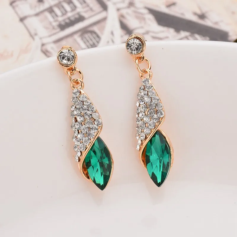 Gem Glass Full Of Water Droplets In Same Earrings Stud Earrings' The Heart Of The Ocean Temperament Eardrop
Gem Glass Full Of Water Droplets In Same Earrings Stud Earrings' The Heart Of The Ocean Temperament Eardrop