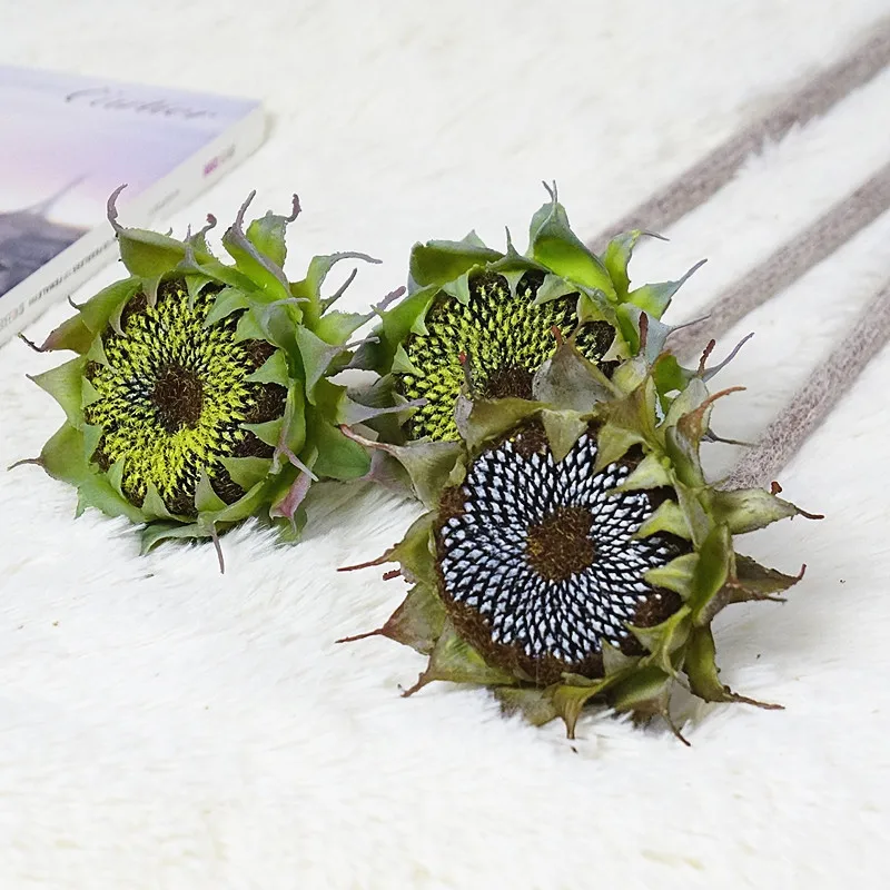 Luxury sunflower single branch soft plastic Artificial flowers for home table decor window display wedding photography props
Luxury sunflower single branch soft plastic Artificial flowers for home table decor window display wedding photography props