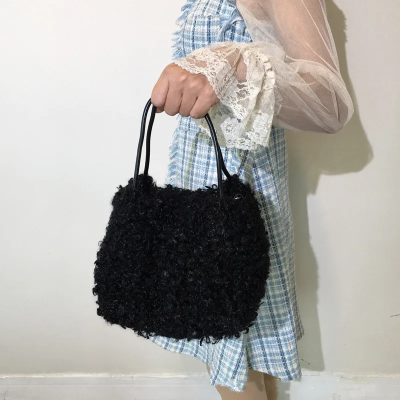 Bag Women's 2021 New Autumn/winter Plush Women's Bag Imitation Sheep's Curly One-shoulder Sloping Bag Handbag Chain Bag
Bag Women's 2021 New Autumn/winter Plush Women's Bag Imitation Sheep's Curly One-shoulder Sloping Bag Handbag Chain Bag