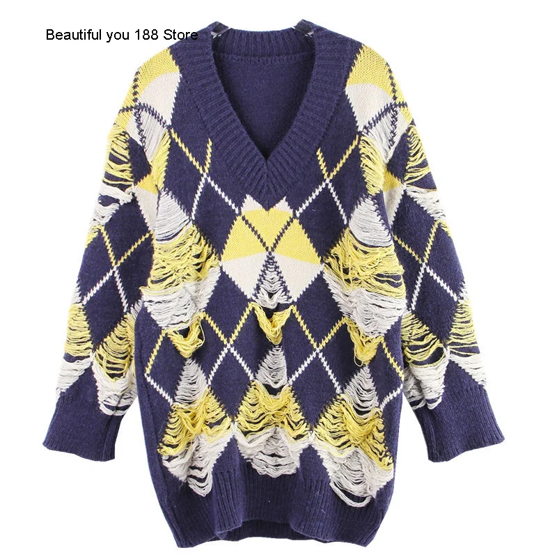2020 autumn / winter new women's fashion color matching loose show thin hole V-neck Pullover knitting sweater
2020 autumn / winter new women's fashion color matching loose show thin hole V-neck Pullover knitting sweater