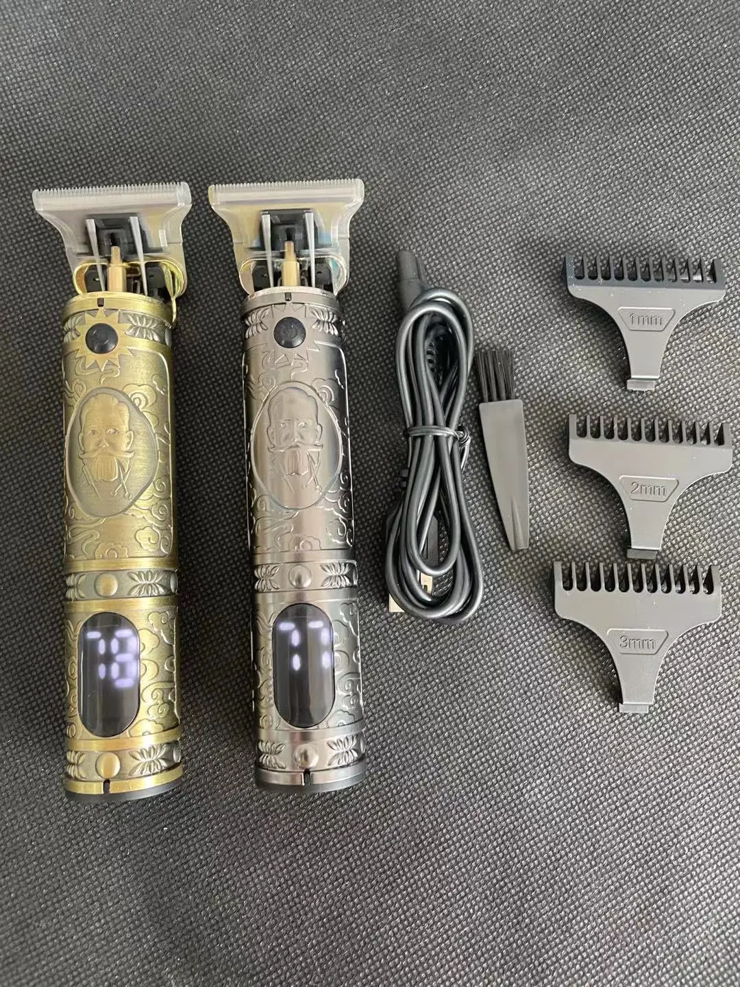 Electric Hair Clipper Rechargeable Shaver Beard trimmer Professional Trimmer Cordless Men Cutting Machine razo
Electric Hair Clipper Rechargeable Shaver Beard trimmer Professional Trimmer Cordless Men Cutting Machine razo