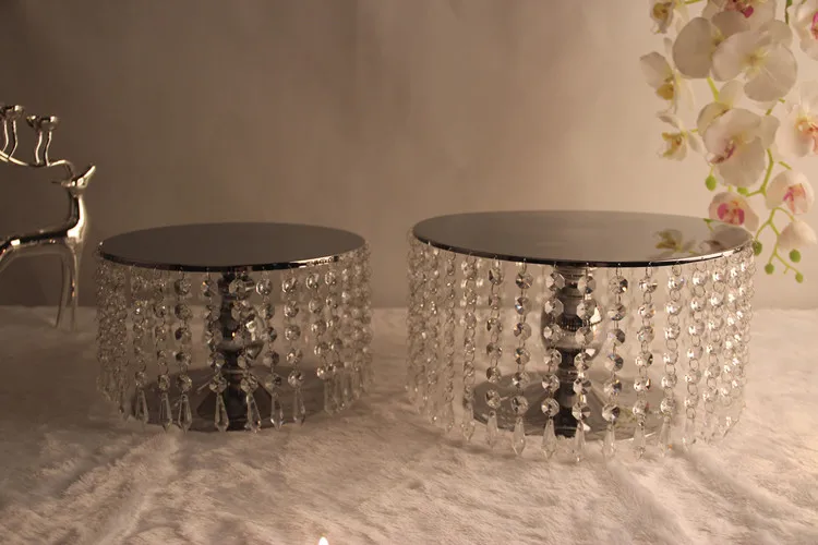 Metal Christmas Tableware Cake Serving Tray New Year Cake Stand For Birthday Party and Wedding Decoration 1658581
Metal Christmas Tableware Cake Serving Tray New Year Cake Stand For Birthday Party and Wedding Decoration 1658581