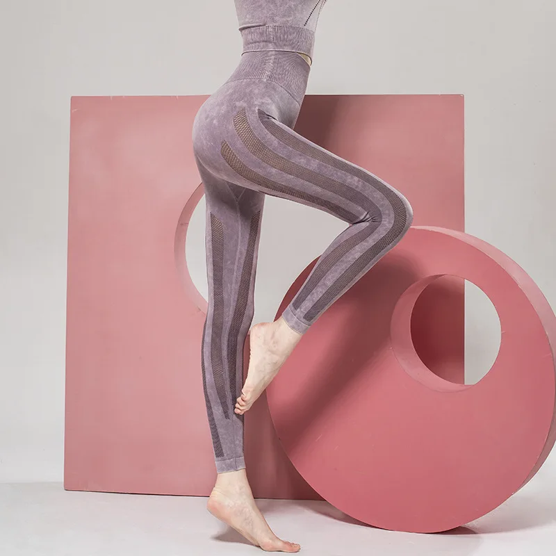 2021 New Seamless Pants Women's Leggings Yoga Pants High Waist Pants High Elastic Print Perforated Leggings For Fitness
2021 New Seamless Pants Women's Leggings Yoga Pants High Waist Pants High Elastic Print Perforated Leggings For Fitness