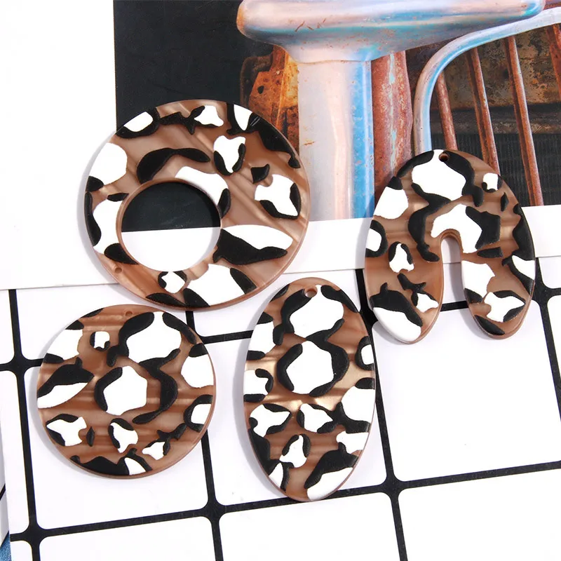 New style 40pcs/lot Leopard pattern print geometry ovals/rounds/irregular shape acrylic beads diy jewelry earring accessory
New style 40pcs/lot Leopard pattern print geometry ovals/rounds/irregular shape acrylic beads diy jewelry earring accessory