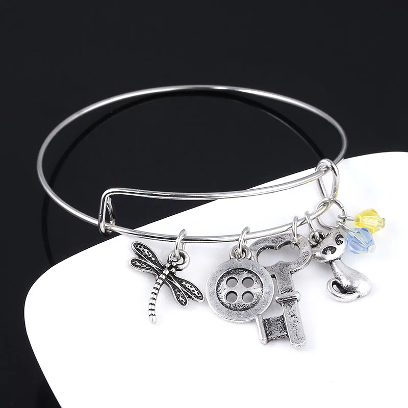 

Horror Coraline Bracelet Dragonfly Button Key Crystal Charms Bangles Bracelets for Women Girls Souvenir Jewelry