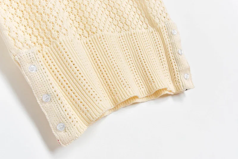 New Summer 2020 Thin Sweater t shirt Harajuku Women Knitted Hollow Out Tees Jacquard Shirt Split Femme Casual Short Sleeve Top
New Summer 2020 Thin Sweater t shirt Harajuku Women Knitted Hollow Out Tees Jacquard Shirt Split Femme Casual Short Sleeve Top