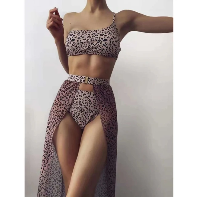 2021 Sexy Three Pieces Bikini Set Women Swimsuit And Beach Cover Up Skirt Swimwear Female Bathing Suits Beachwear Swimming Suit
2021 Sexy Three Pieces Bikini Set Women Swimsuit And Beach Cover Up Skirt Swimwear Female Bathing Suits Beachwear Swimming Suit