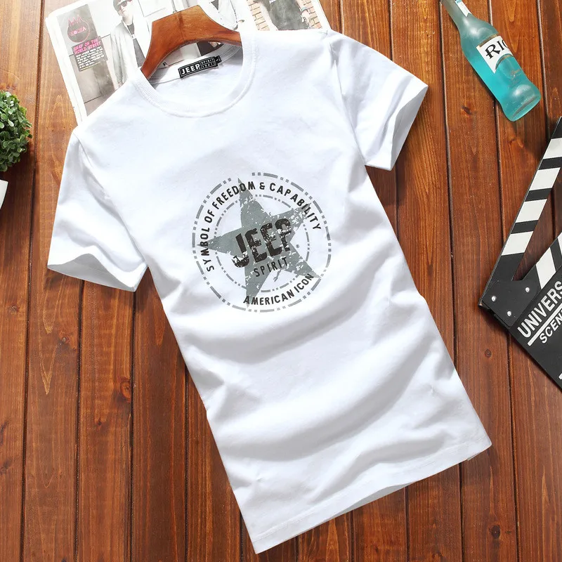 1370 Short-sleeved men's t-shirt summer new loose Korean version of the trend of stripes five and a half sleeves tide brand
1370 Short-sleeved men's t-shirt summer new loose Korean version of the trend of stripes five and a half sleeves tide brand