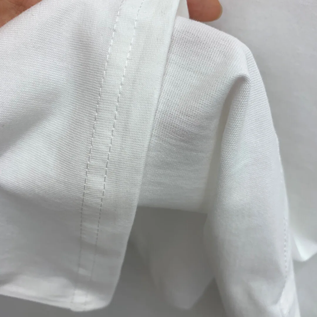 Hoge Kwaliteit Luxe Zomer Vrouwen Nieuwe Katoenen Eenvoudige Casual Losse Klinknagel Brief Gedrukt Korte Mouwen T-shirt Top
Hoge Kwaliteit Luxe Zomer Vrouwen Nieuwe Katoenen Eenvoudige Casual Losse Klinknagel Brief Gedrukt Korte Mouwen T-shirt Top