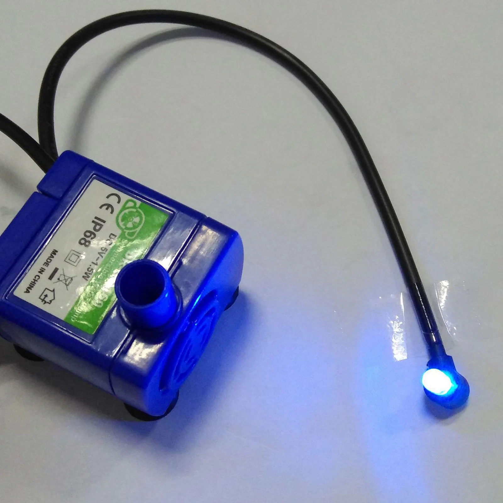 USB водяной насос светодиодный светильник для питомца кота фонтан воды двигатель аксессуары для замены Кот Цветы питьевой Диспенсер воды дл...
USB водяной насос светодиодный светильник для питомца кота фонтан воды двигатель аксессуары для замены Кот Цветы питьевой Диспенсер воды дл...