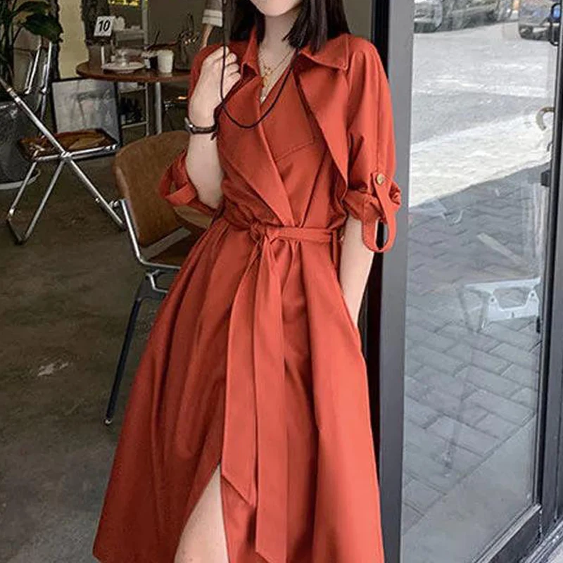 2021 Fashion Belt Design Victorian Trench Coat Chameleon Cotton Long Femme Lady Duster Coat Blue Red White Oversized Windbreaker
2021 Fashion Belt Design Victorian Trench Coat Chameleon Cotton Long Femme Lady Duster Coat Blue Red White Oversized Windbreaker