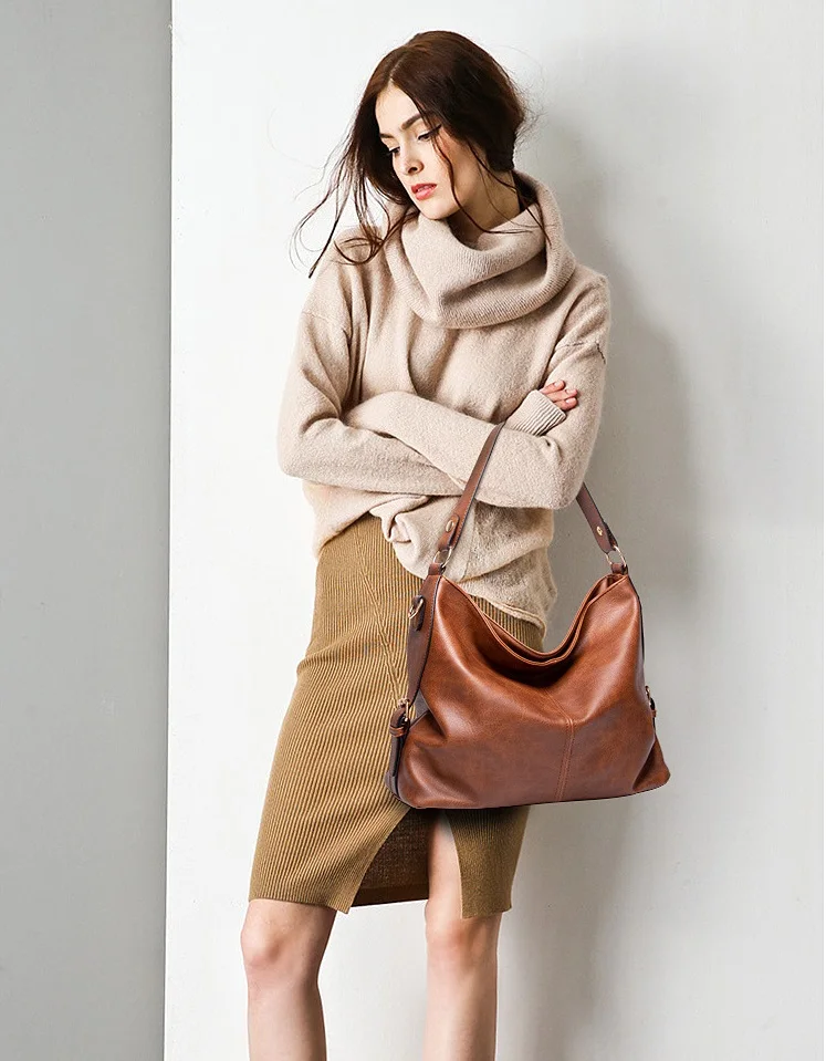 Luxury Genuine Leather Women Handbags Designer Brand Women tassel Shoulder Messenger Bags Female tote Vintage Handbag 2021 C1655
Luxury Genuine Leather Women Handbags Designer Brand Women tassel Shoulder Messenger Bags Female tote Vintage Handbag 2021 C1655