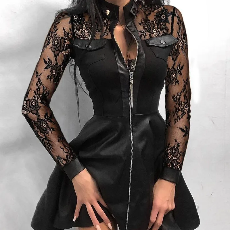 Spring PU Ladies Sexy Dress Leather Fight receiving Waist Slim One-piece Round Neck Zipper Embroidery Pattern Hollow Dress
Spring PU Ladies Sexy Dress Leather Fight receiving Waist Slim One-piece Round Neck Zipper Embroidery Pattern Hollow Dress