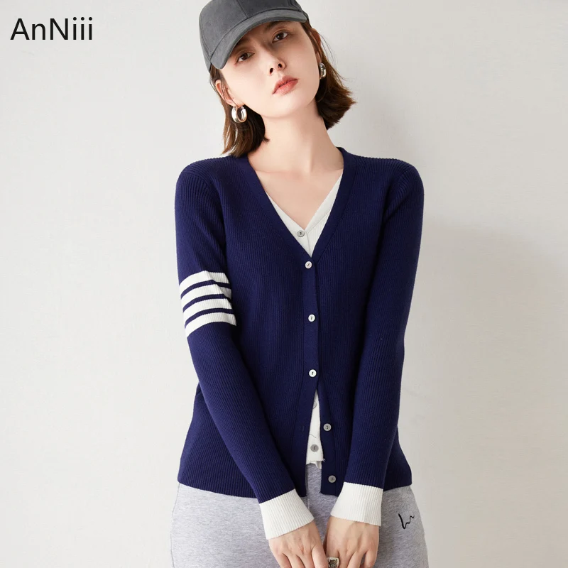 New Style 2021 Autumn Women Cardigan Female Sweater Nylon Office Lady Solid V-Neck Open Stitch Knitted Comfortable Slim Tops
New Style 2021 Autumn Women Cardigan Female Sweater Nylon Office Lady Solid V-Neck Open Stitch Knitted Comfortable Slim Tops