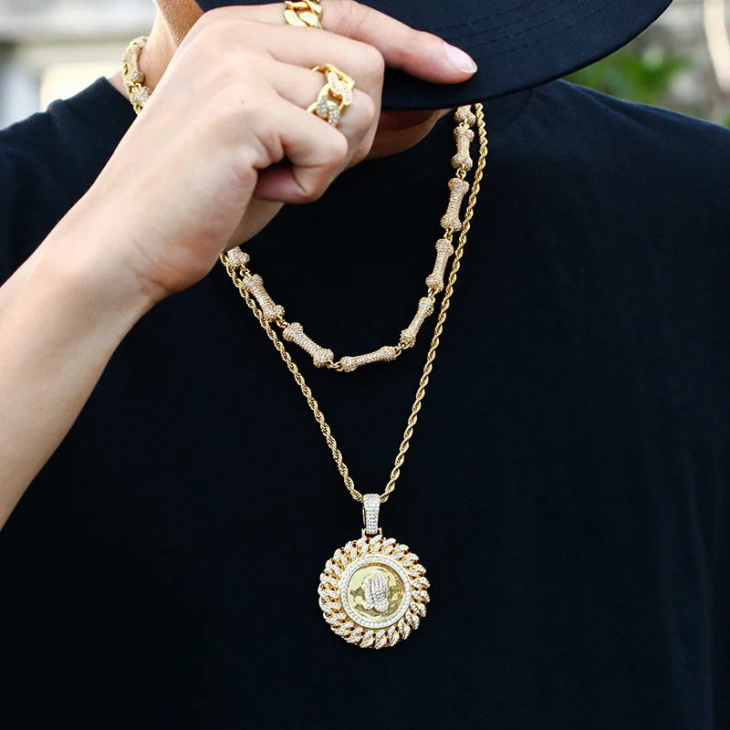 Trendy Round Chapter Pendant With Praying Hands Crystal Zircon Inlaid Necklace For Men Jewelry With Tennis Chain Party Gifts 
Trendy Round Chapter Pendant With Praying Hands Crystal Zircon Inlaid Necklace For Men Jewelry With Tennis Chain Party Gifts
