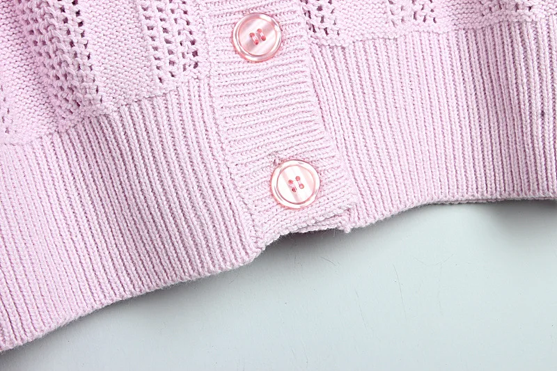Vintage 2020 Women Autumn Thin Short Cardigan Female O-neck Coat Korean Hollow Out Embroidery Casual Knitted Fashion Outwear
Vintage 2020 Women Autumn Thin Short Cardigan Female O-neck Coat Korean Hollow Out Embroidery Casual Knitted Fashion Outwear