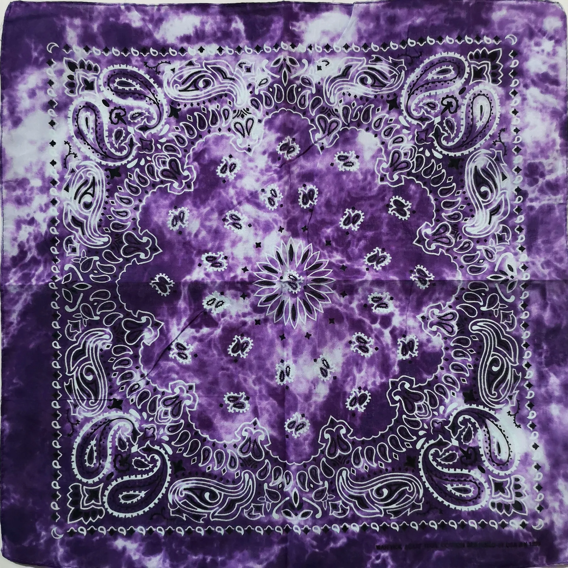 New Cotton Unisex Hip Hop Black Red Bandana Fashion Paisley Headwear Hair Band Neck Scarf Square Scarves Handkerchief
New Cotton Unisex Hip Hop Black Red Bandana Fashion Paisley Headwear Hair Band Neck Scarf Square Scarves Handkerchief