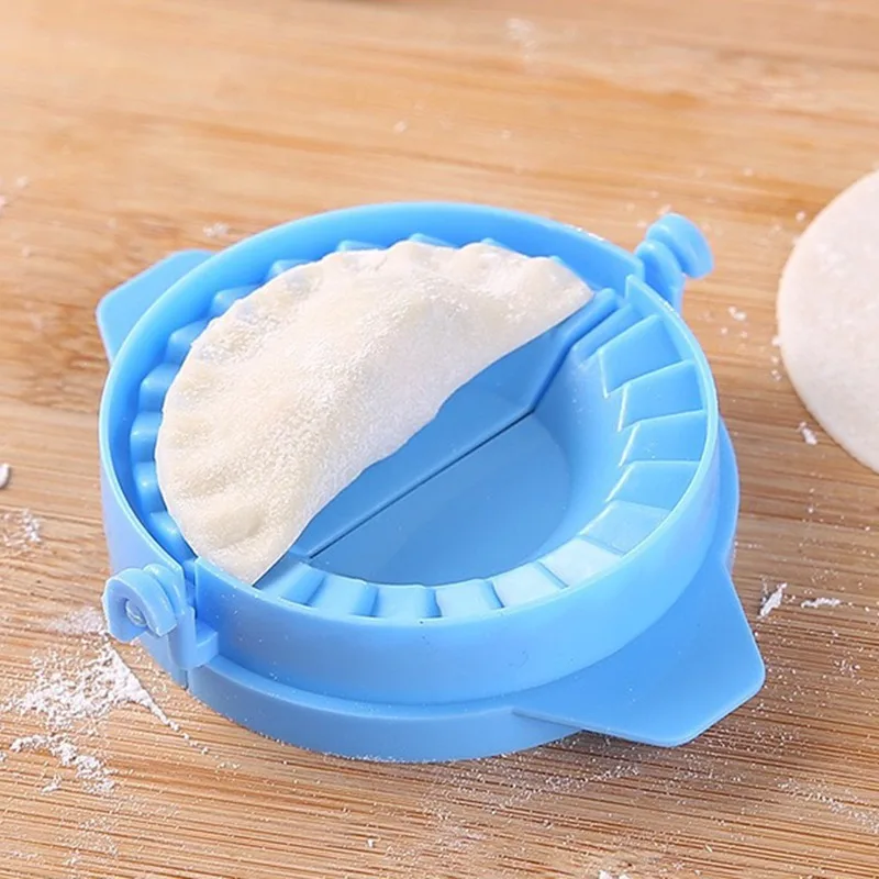 Making Dumpling Moulds Artifact Kitchen DIY Dumpling Pie Hand Molds Creative Home Kitchen Accessories Kitchen Tool
Making Dumpling Moulds Artifact Kitchen DIY Dumpling Pie Hand Molds Creative Home Kitchen Accessories Kitchen Tool