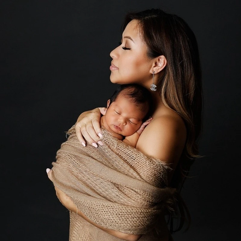 Baby and mother's wrap newborn photography props photo posing accessories Infant Sling Soft Natural Wrap and blankets 200*150cm
Baby and mother's wrap newborn photography props photo posing accessories Infant Sling Soft Natural Wrap and blankets 200*150cm
