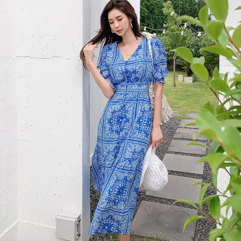 7089# Summer New Korean Style Slim Temperament V-neck Single Breasted Waist Trimming Printing Long Dress Holiday Dress
7089# Summer New Korean Style Slim Temperament V-neck Single Breasted Waist Trimming Printing Long Dress Holiday Dress