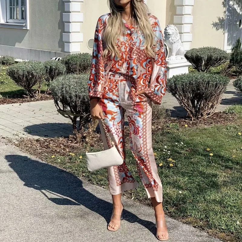 2021 Za Ladies Retro Totem Print Long-Sleeved Shirt Hot Shorts Casual Suit Summer Single-Breasted Fashion Women's Street Style
2021 Za Ladies Retro Totem Print Long-Sleeved Shirt Hot Shorts Casual Suit Summer Single-Breasted Fashion Women's Street Style