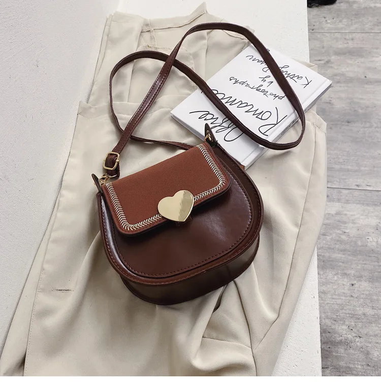 Shoulder Bag 2020 New Trendy Fashion PU Bag Wild Texture Messenger Bag Casual Portable Handbag Outdoor Sports Travel Bag
Shoulder Bag 2020 New Trendy Fashion PU Bag Wild Texture Messenger Bag Casual Portable Handbag Outdoor Sports Travel Bag