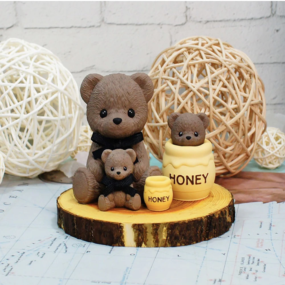 3D Cute Plush Bear Silicone Mold Aromatherapy Candle Making Diffuser Stone Plaster Mold Honey Pot Mold Silicone Crafts Christmas
3D Cute Plush Bear Silicone Mold Aromatherapy Candle Making Diffuser Stone Plaster Mold Honey Pot Mold Silicone Crafts Christmas