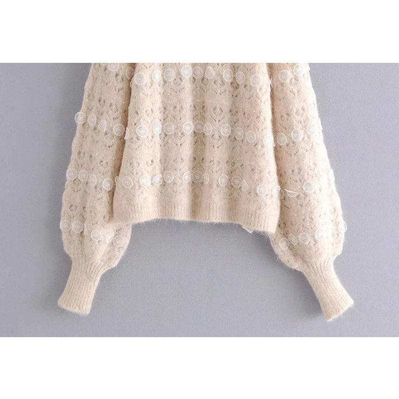 Women Sweater pullover 2020 new fashion high neck applique hollow chic women's sweater shirt autumn charming young women Sweater
Women Sweater pullover 2020 new fashion high neck applique hollow chic women's sweater shirt autumn charming young women Sweater