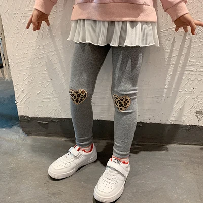 Весенне-осенние повседневные леггинсы для девочек детские обтягивающие штаны Плотные хлопковые узкие леггинсы с эластичной резинкой на та...
Весенне-осенние повседневные леггинсы для девочек детские обтягивающие штаны Плотные хлопковые узкие леггинсы с эластичной резинкой на та...