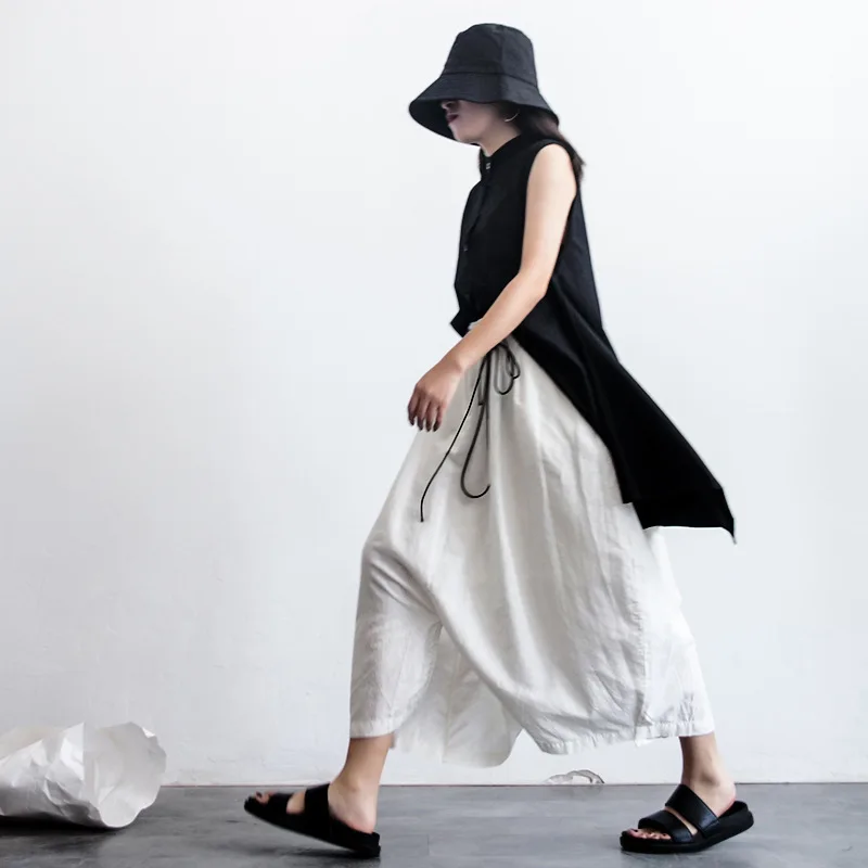 White Loose Wide Leg Pants Women's Casual Irregular Big Crotch Pants Dark Black and White Plus Size Sweatpants Y2k Pants
White Loose Wide Leg Pants Women's Casual Irregular Big Crotch Pants Dark Black and White Plus Size Sweatpants Y2k Pants