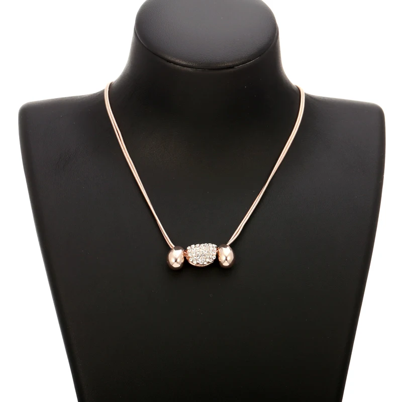 Ожерелье женское из розового золота с круглым кулоном, 2021
Ожерелье женское из розового золота с круглым кулоном, 2021