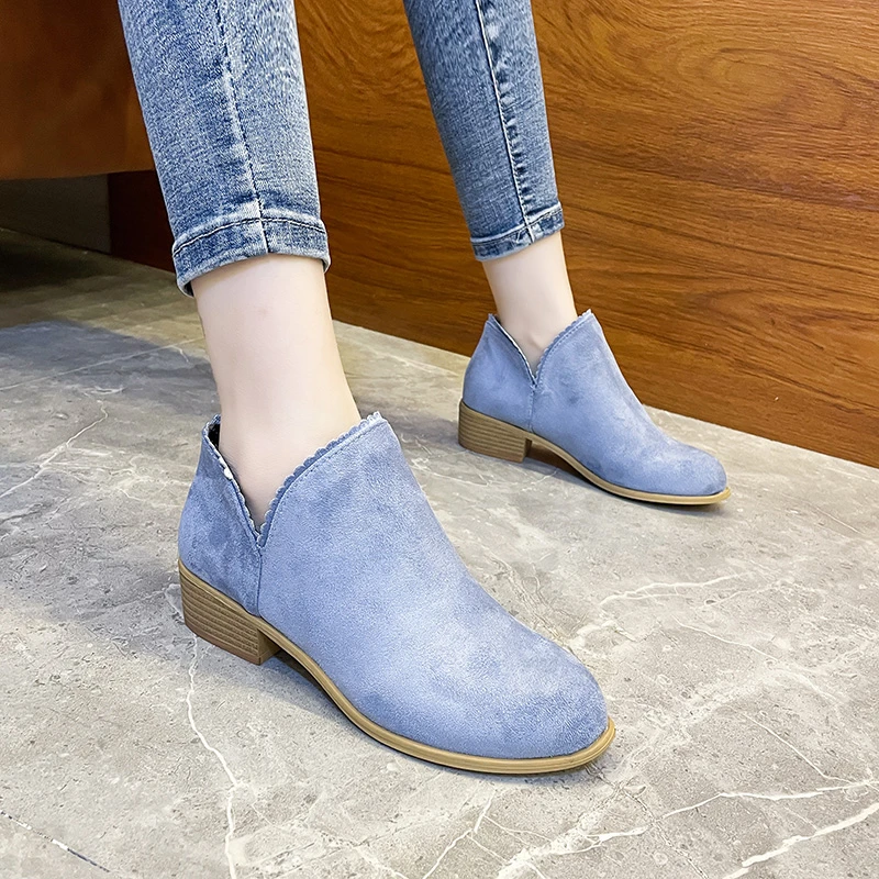 Solid Color Short Tube Shoes Fahsion Chelsea Boots 2021 New Winter Women Boots Causal Ankle Boots Thick heel Zapatos
Solid Color Short Tube Shoes Fahsion Chelsea Boots 2021 New Winter Women Boots Causal Ankle Boots Thick heel Zapatos
