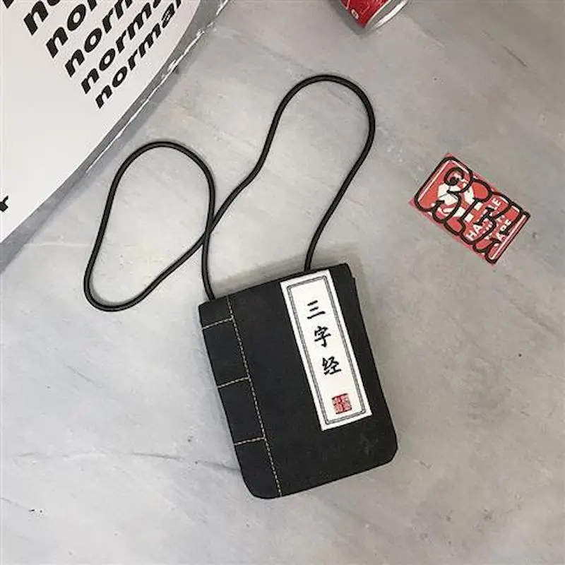 INS tide brand retro canvas shoulder bag national tide martial arts cheats bag street bungee fashion diagonal bag men 
INS tide brand retro canvas shoulder bag national tide martial arts cheats bag street bungee fashion diagonal bag men