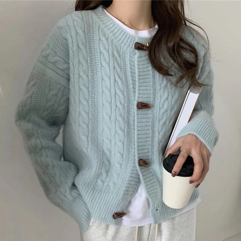 WAYOFLOVE Cardigan Women Sweater Blue O-Neck Knitted 2021 Sweater Women Solid Casual Single Breasted Vintage Cardigan For WWomen
WAYOFLOVE Cardigan Women Sweater Blue O-Neck Knitted 2021 Sweater Women Solid Casual Single Breasted Vintage Cardigan For WWomen