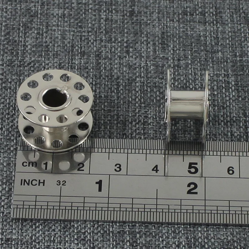 25Pcs 25Pcs High Quality Metal Bobbins Spool Sewing Craft Tool Stainless Steel Sewing Machine Bobbins Spool
25Pcs 25Pcs High Quality Metal Bobbins Spool Sewing Craft Tool Stainless Steel Sewing Machine Bobbins Spool