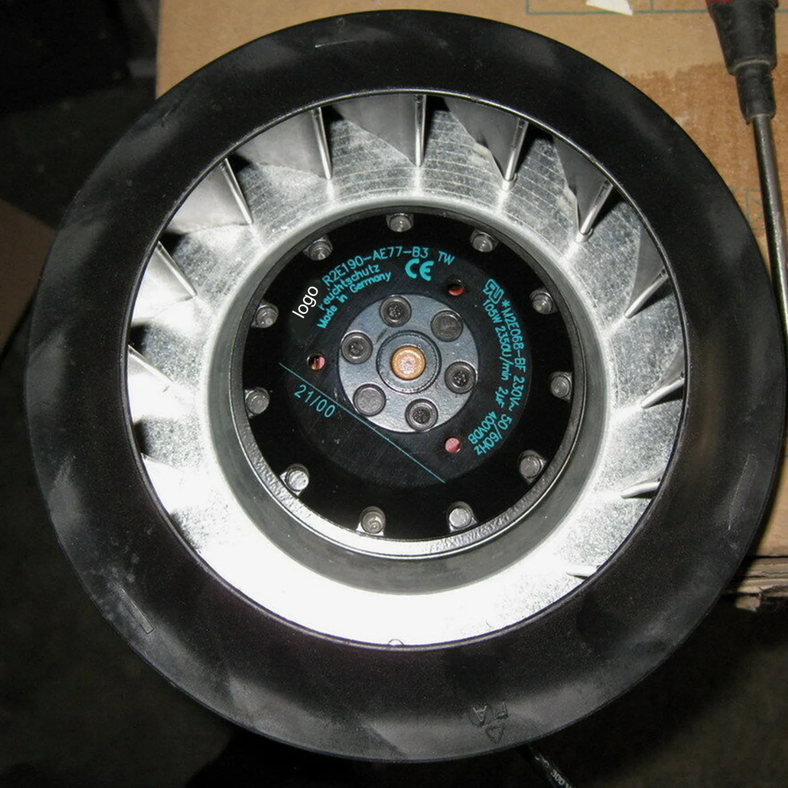 For R2E190-AE77-B3 Converter centrifuga fan 230V 0.45A 105W
For R2E190-AE77-B3 Converter centrifuga fan 230V 0.45A 105W