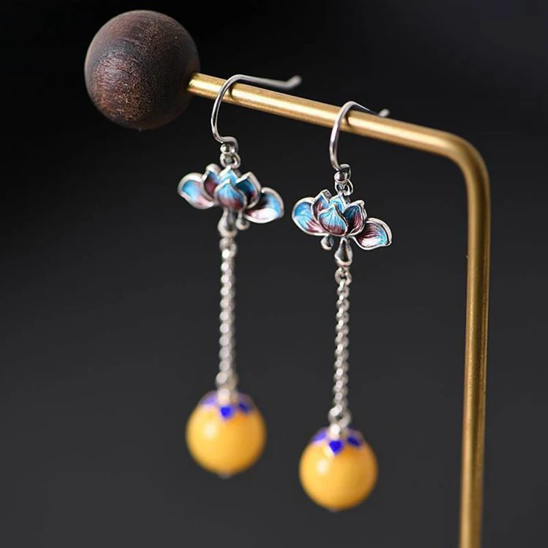 HML& silver fired Blue Cloisonne Enamel lotus Tassel Earrings Chinese style retro elegant court charm women's jewelry
HML& silver fired Blue Cloisonne Enamel lotus Tassel Earrings Chinese style retro elegant court charm women's jewelry