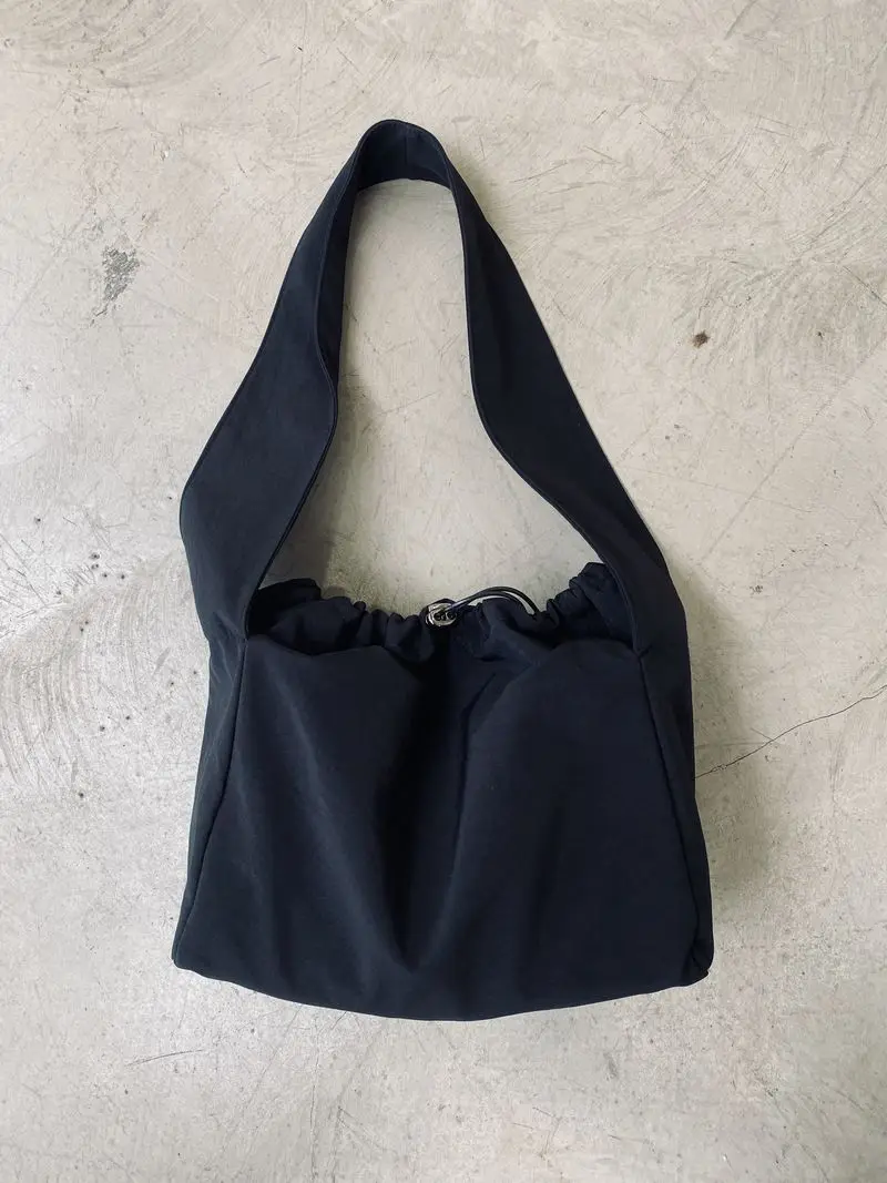 2020 High-Quality Women Handbags Canvas Tote bags Reusable grocery Shopping Bag Concise Japan Style Black Dark Girl Streetwear
2020 High-Quality Women Handbags Canvas Tote bags Reusable grocery Shopping Bag Concise Japan Style Black Dark Girl Streetwear