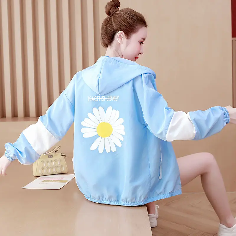 Sunproof Thin Coat Women Spring Summer Hooded Long Sleeve Breathable Sun Protection Clothing Female Jacket Tops Plus Size XXL
Sunproof Thin Coat Women Spring Summer Hooded Long Sleeve Breathable Sun Protection Clothing Female Jacket Tops Plus Size XXL