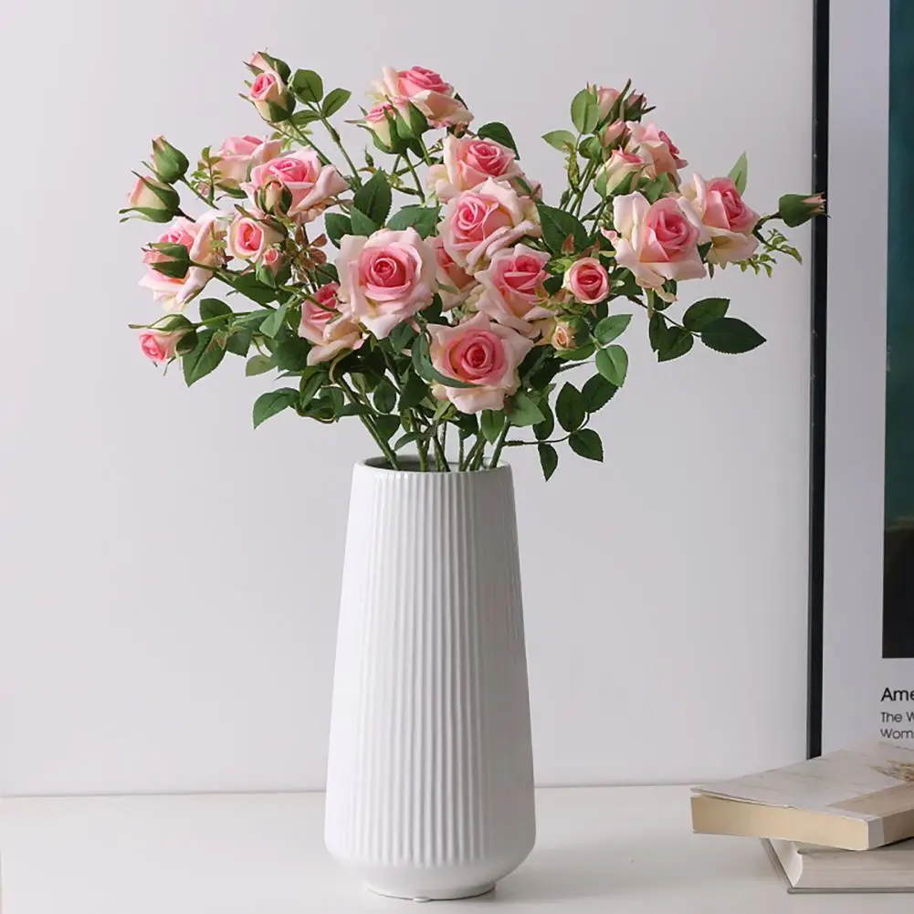 Fake Flower Eco-friendly Anti-fade Faux Silk Flower 3 Heads Artificial Rose Flower for Home
Fake Flower Eco-friendly Anti-fade Faux Silk Flower 3 Heads Artificial Rose Flower for Home