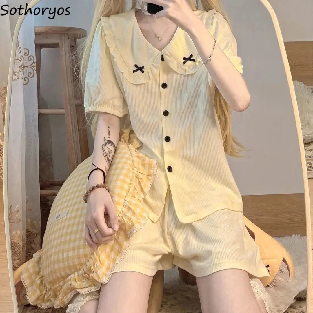 Women Solid Pajama Sets Short Sleeve Tops Loose Cozy Bow Shorts Sweet Girls Lounge Students Hipster Females Sleepwear Kawaii New
Women Solid Pajama Sets Short Sleeve Tops Loose Cozy Bow Shorts Sweet Girls Lounge Students Hipster Females Sleepwear Kawaii New