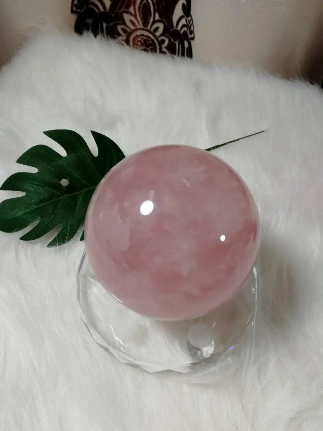 

About 7cm high qulity Natural pink rose quartz balls Crystal gemstones sphere meditation reiki healing chakra for home decor
