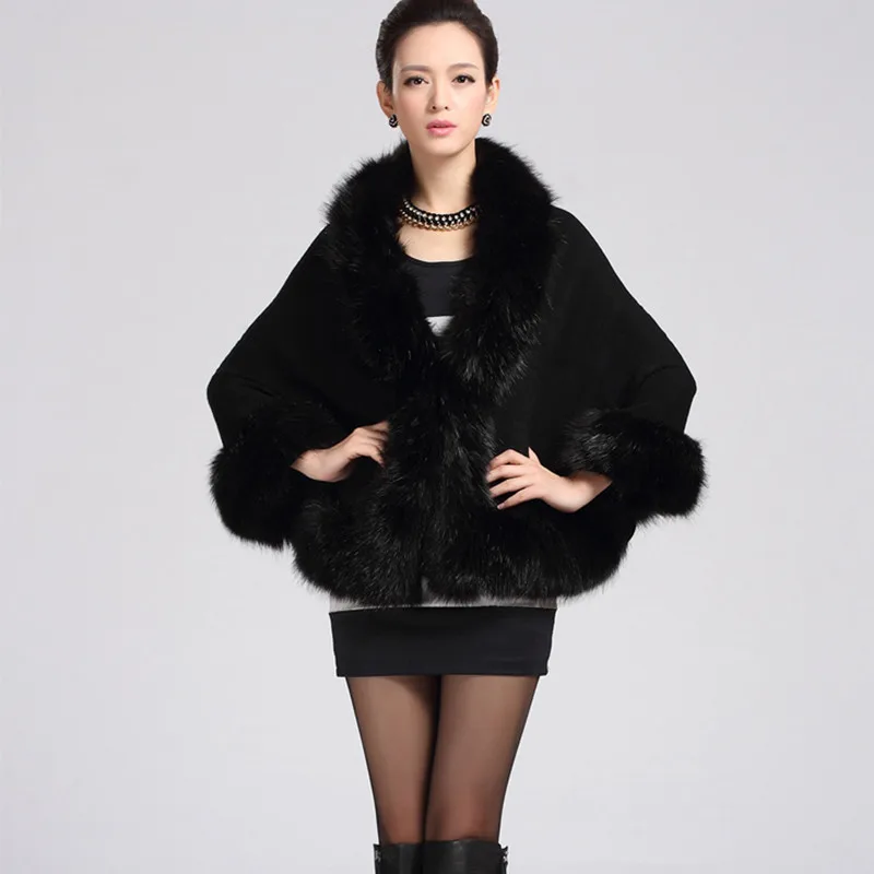 Fashion Women V Neck Faux Fur Poncho Coat Full Batwing Sleeve Loose Winter Ladies Elegant Outwear Solid Color
Fashion Women V Neck Faux Fur Poncho Coat Full Batwing Sleeve Loose Winter Ladies Elegant Outwear Solid Color