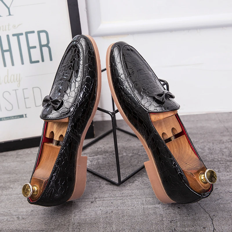 Мужские кожаные туфли-оксфорды, черные деловые туфли, большой размер, для весны и осени, 2019
Мужские кожаные туфли-оксфорды, черные деловые туфли, большой размер, для весны и осени, 2019